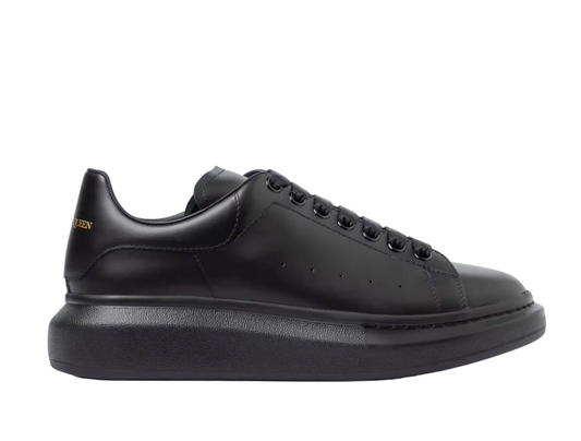 ALEXANDER MCQUEEN BLACK (VNDS W/ BOX)