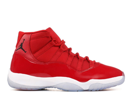 JORDAN 11 WIN LIKE 96 (PRE OWNED NO BOX)