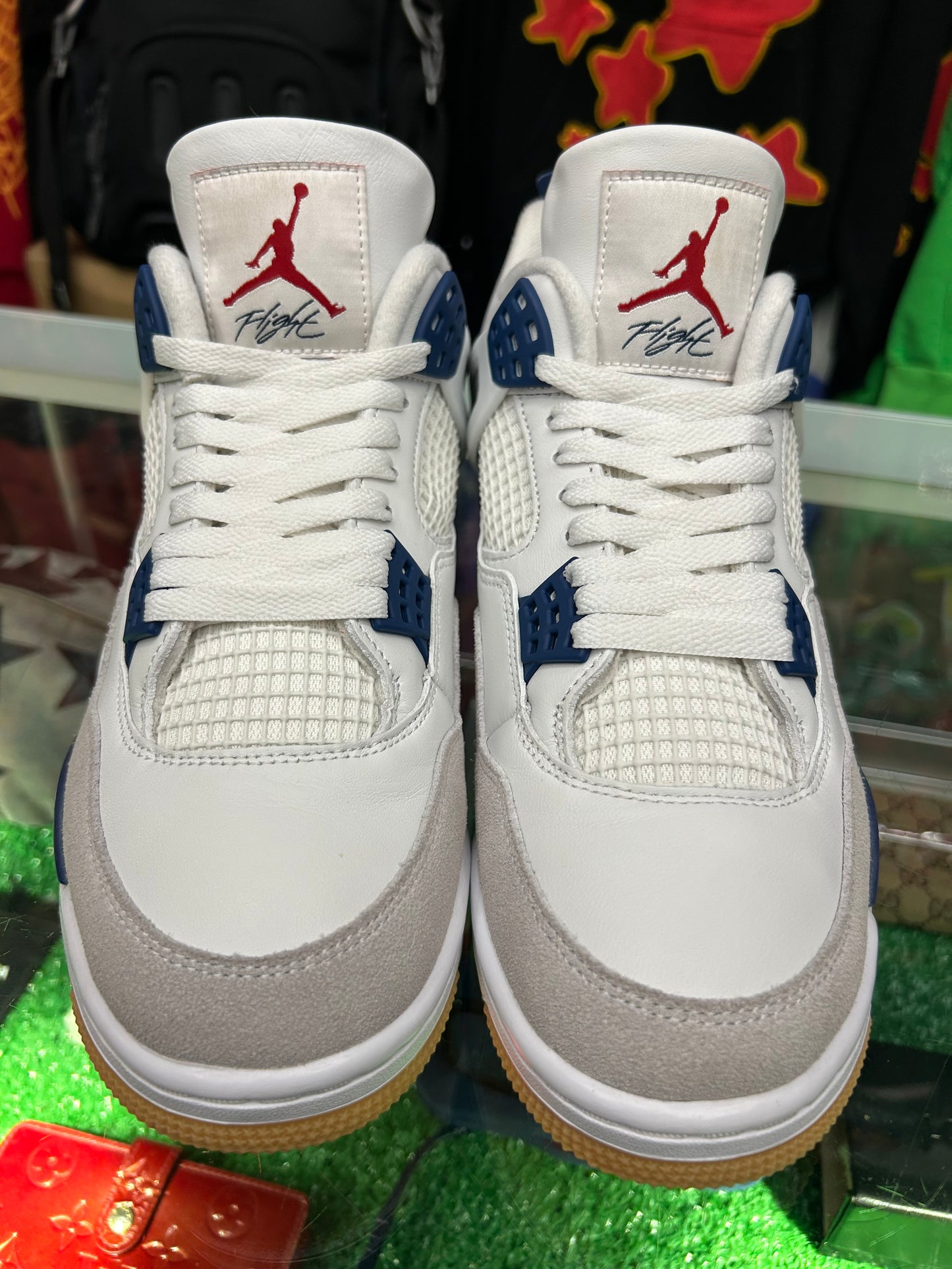 JORDAN 4 RETRO SB NAVY (PRE-OWNED / WITH BOX)