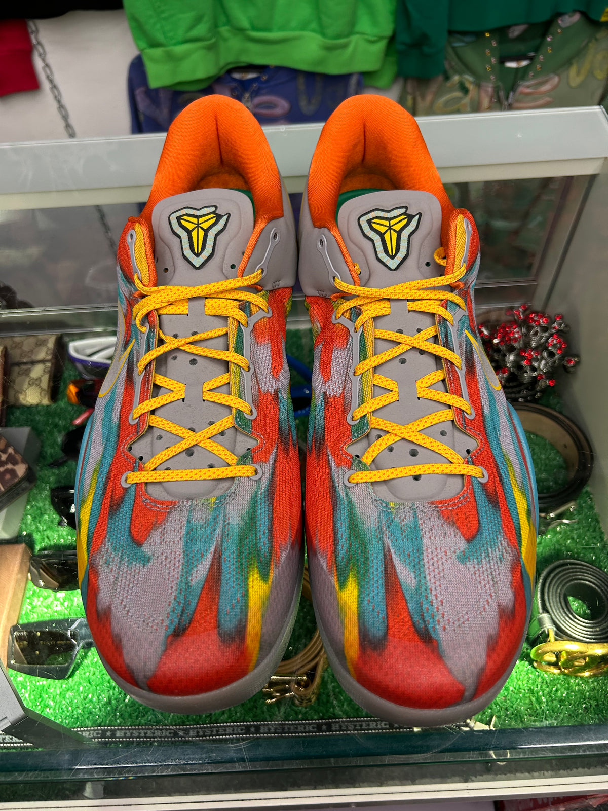 KOBE 8 PROTRO VENICE BEACH (BRAND NEW NO BOX)