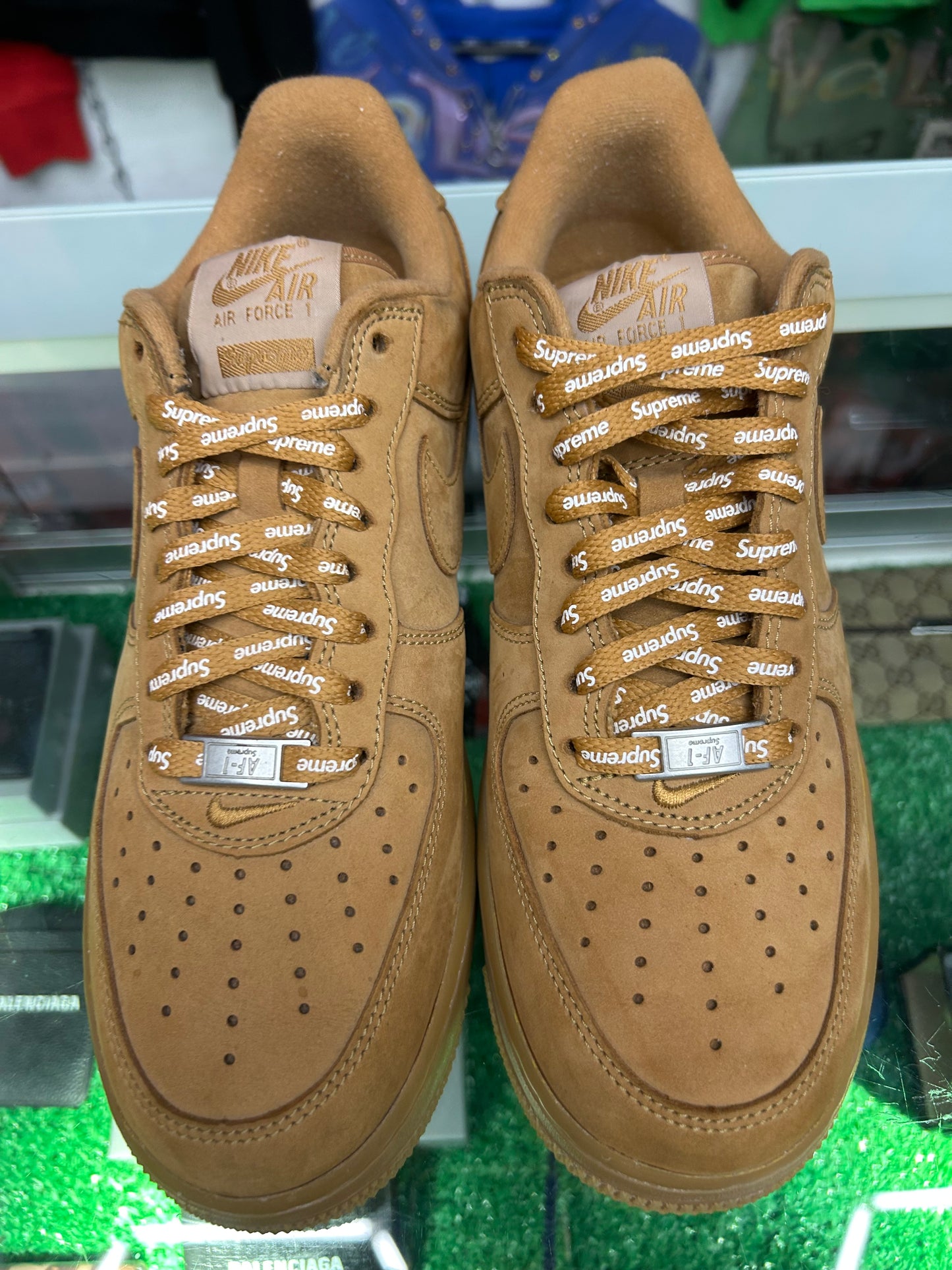 AIR FORCE 1 LOW FLAX (PRE-OWNED W/ BOX)