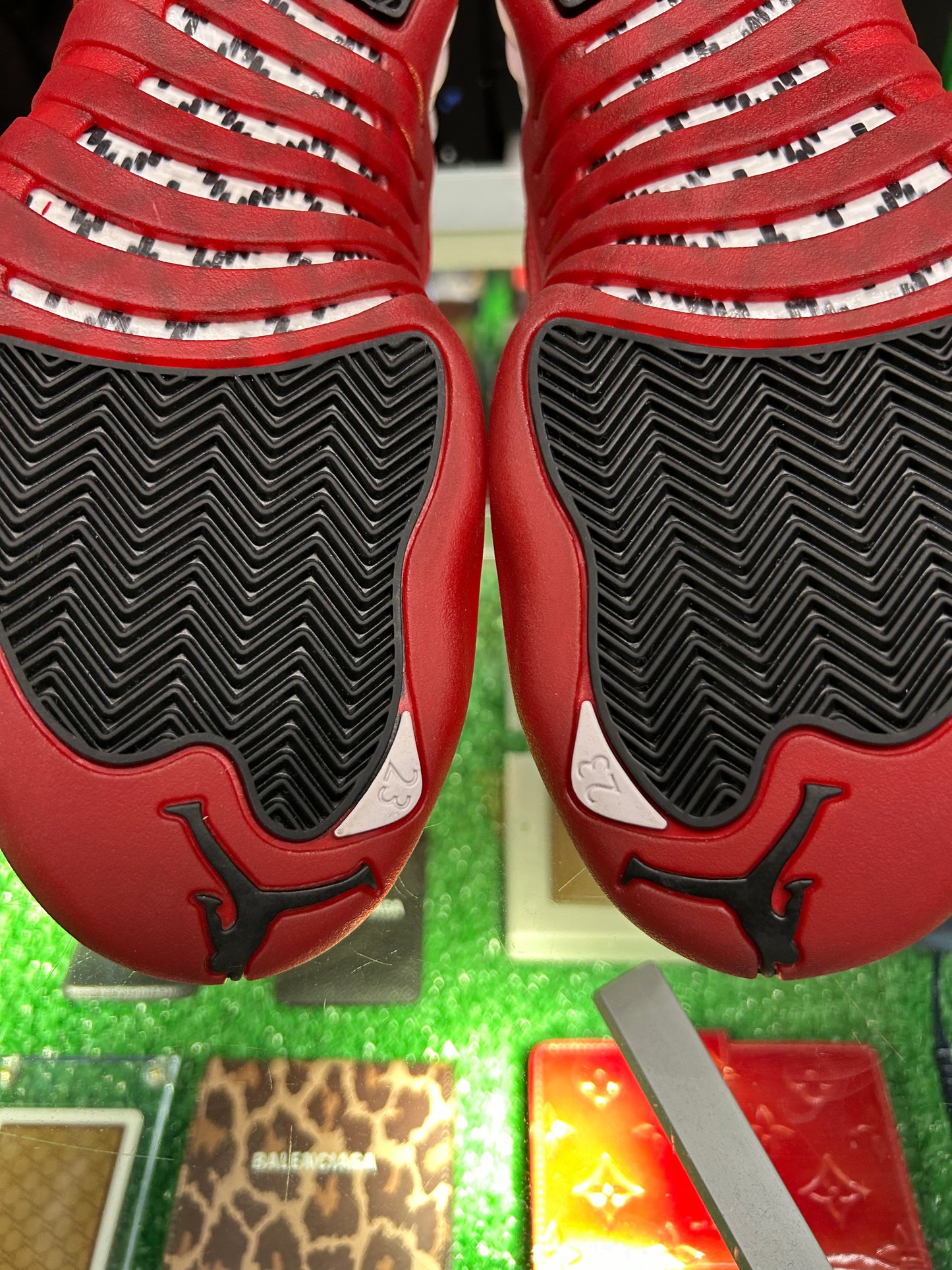 JORDAN 12 RETRO CHERRY (PRE-OWNED / WITH BOX)