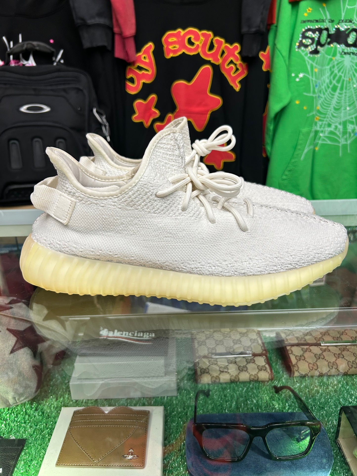 YEEZY ADIDAS 350 V2 BONE (PRE-OWNED / WITH BOX)