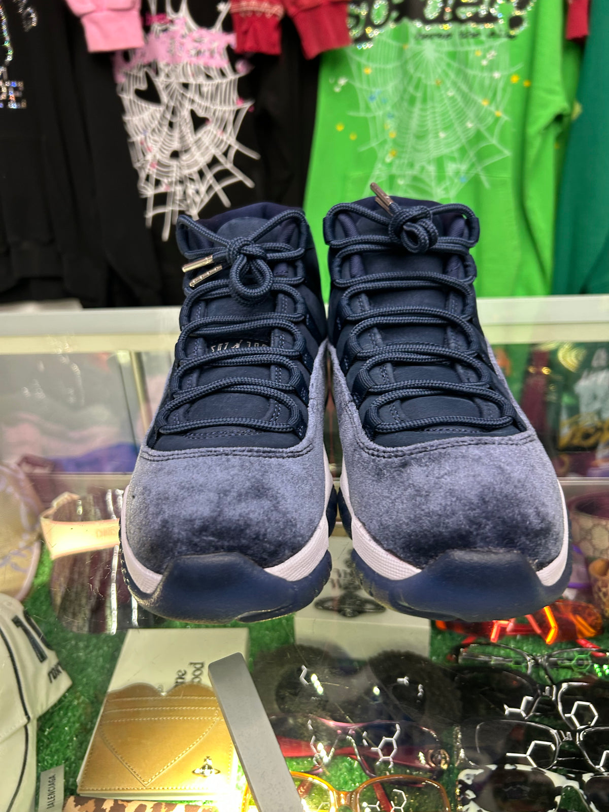 JORDAN 11 MIDNIGHT NAVY (PRE-OWNED NO BOX)