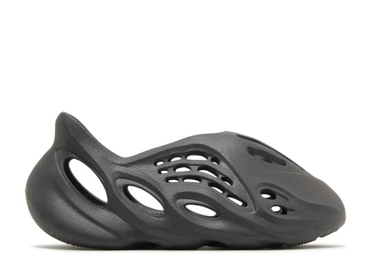 YEEZY FOAM RUNNER (PRE-OWNED W/ BOX)