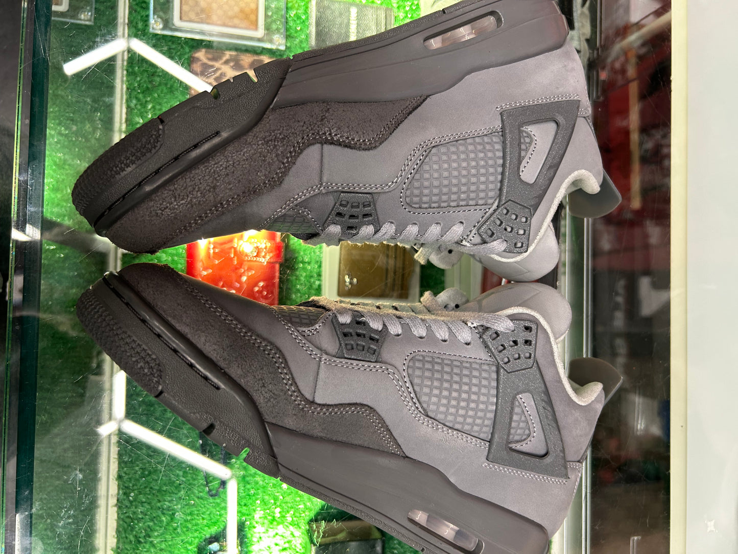 JORDAN 4 RETRO WET CEMENT (PRE-OWNED / WITH BOX)