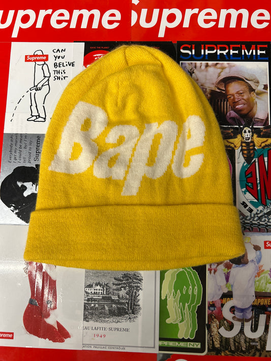 BAPE BATHING APE YELLOW SPELLOUT BEANIE (PRE-OWNED)