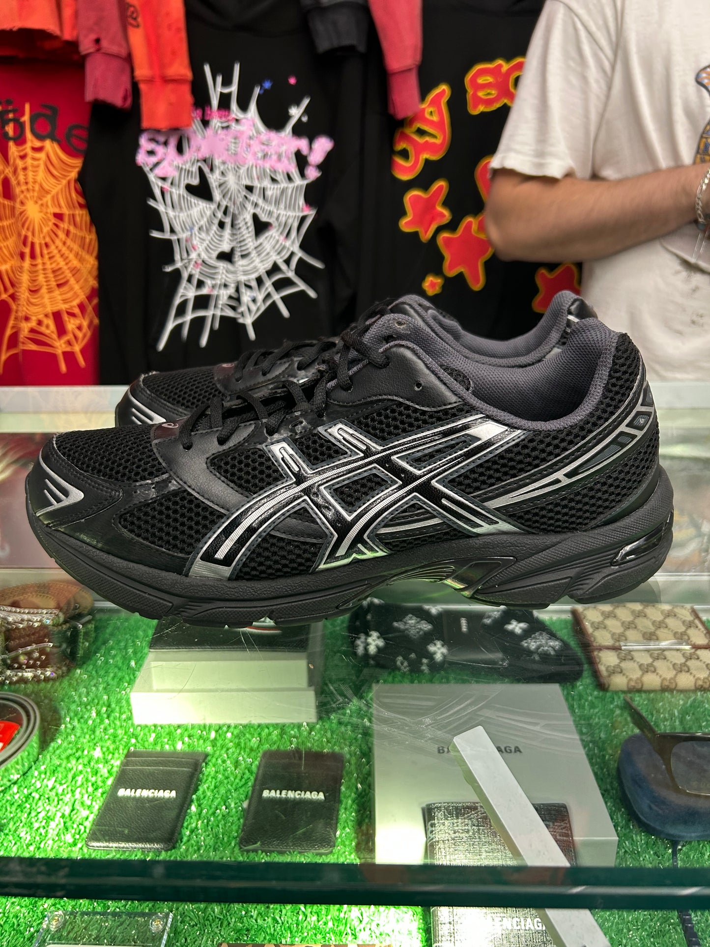 ASICS GEL-1130 BLACK/ PURE SILVER (PRE-OWNED W/ BOX)