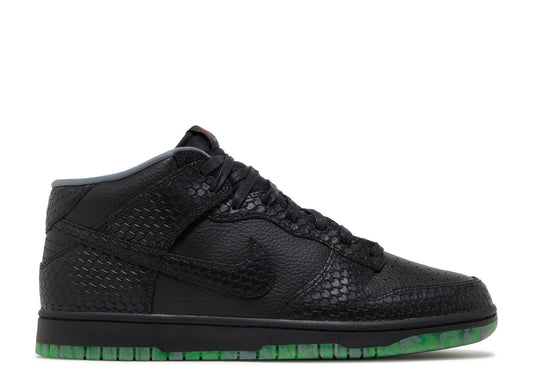 DUNK MID PREMIUM HALLOWEEN HEADLESS HORSEMAN (BRAND NEW NO BOX)