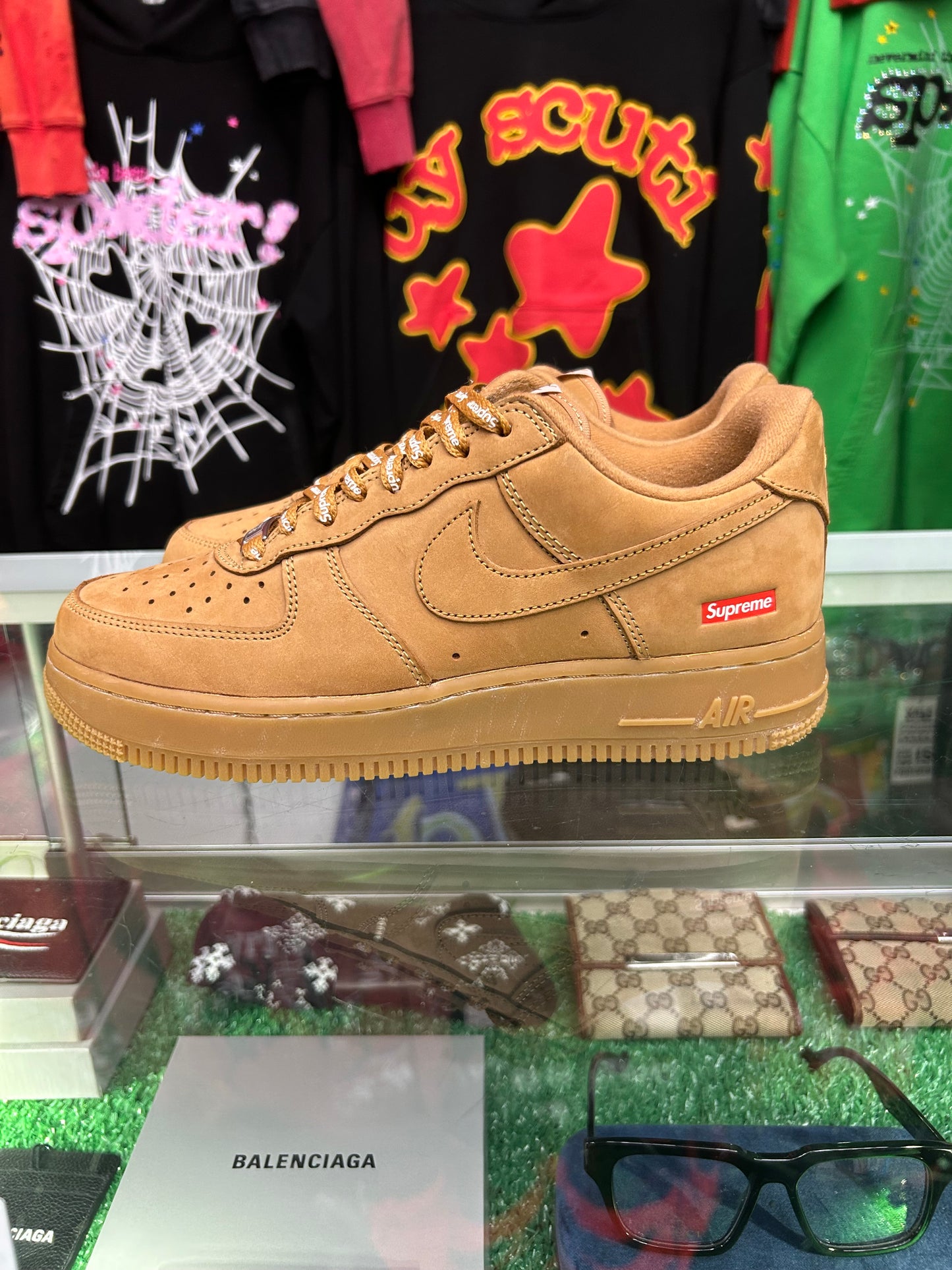 AIR FORCE 1 LOW FLAX (PRE-OWNED W/ BOX)