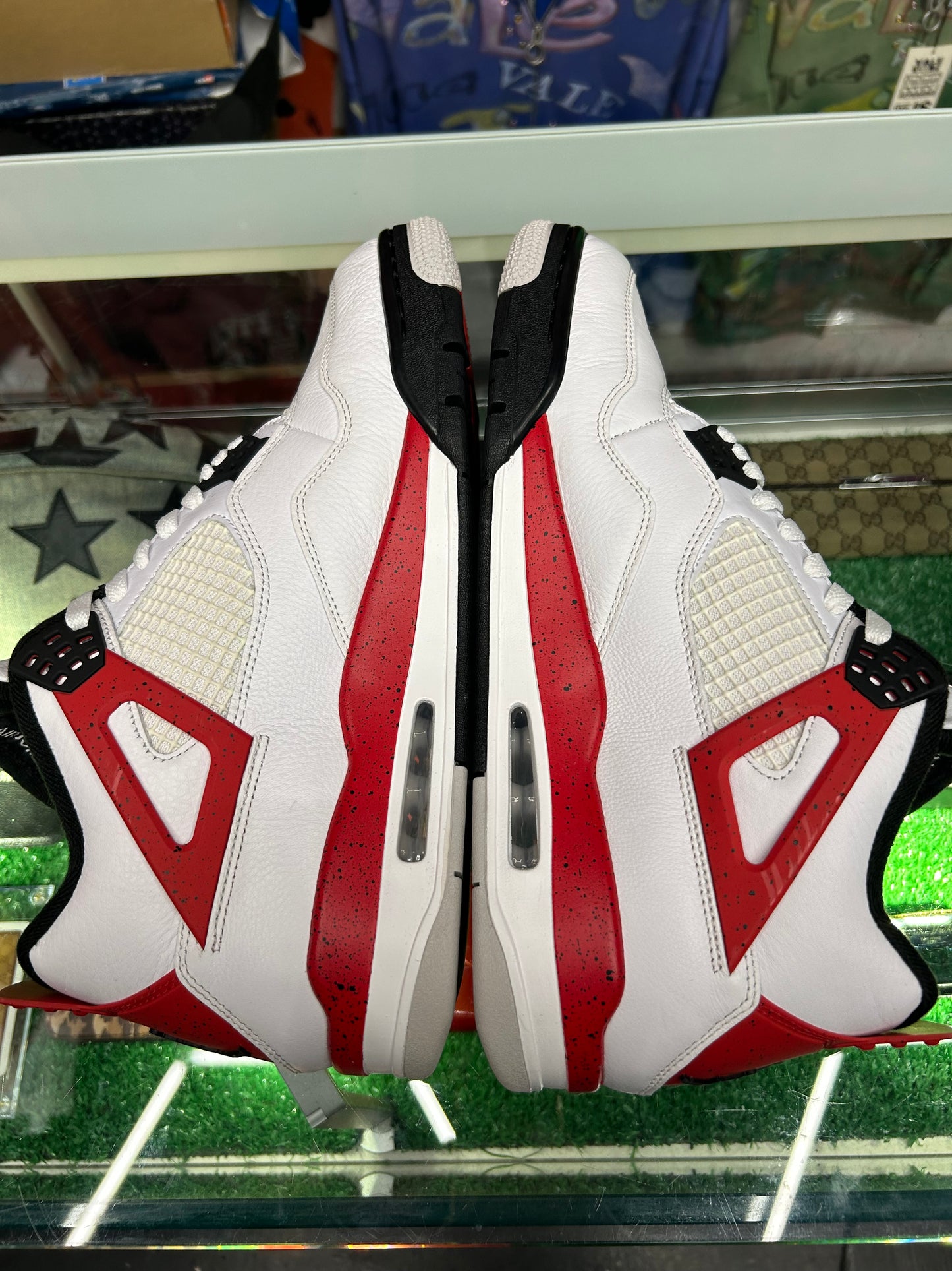 JORDAN 4 RETRO RED CEMENT (PRE-OWNED / WITH BOX)