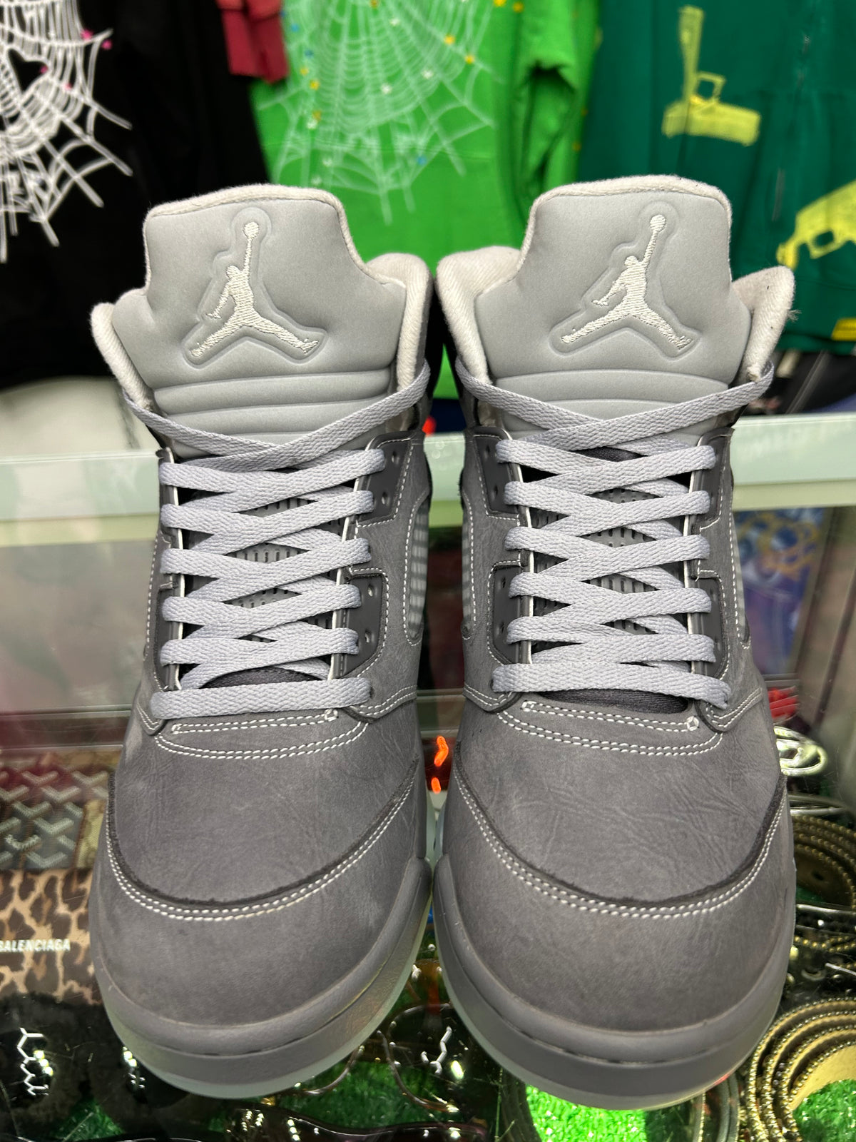 JORDAN 5 WOLF GREY (PRE-OWNED W/ BOX)