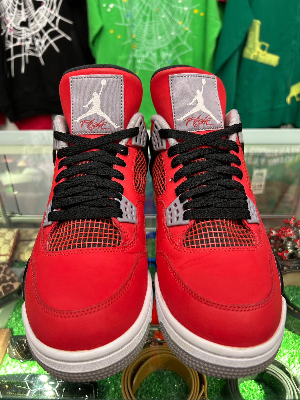 JORDAN 4 TORO BRAVO 2013 (PRE-OWNED W/ BOX)