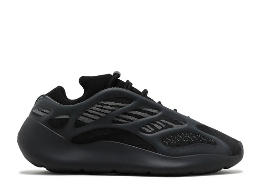 YEEZY 700 V3 DARK GLOW (BRAND NEW)