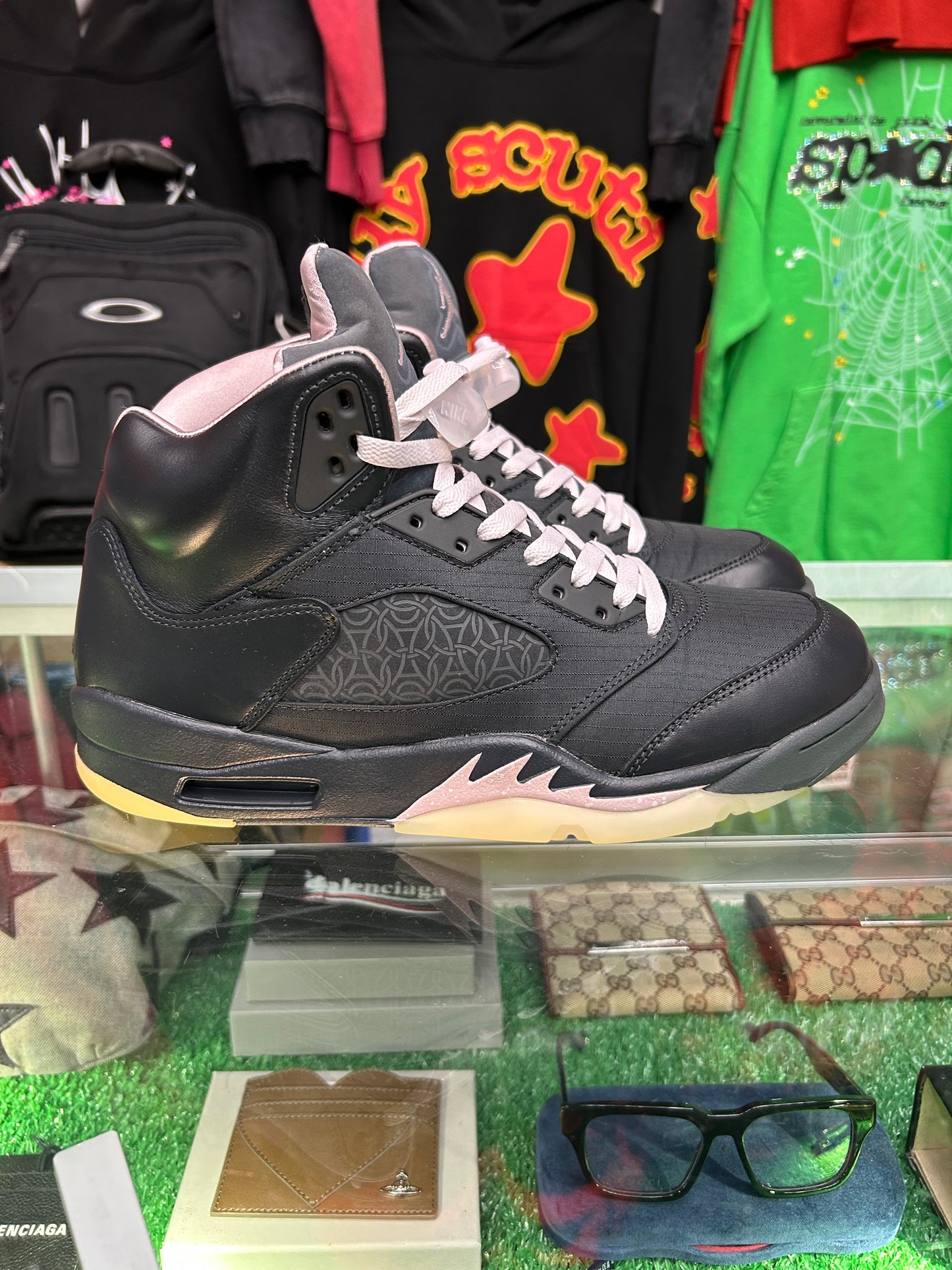 JORDAN 5 RETRO PARIS SAINT-GERMAIN OFF NOIR (PRE-OWNED / WITH BOX)