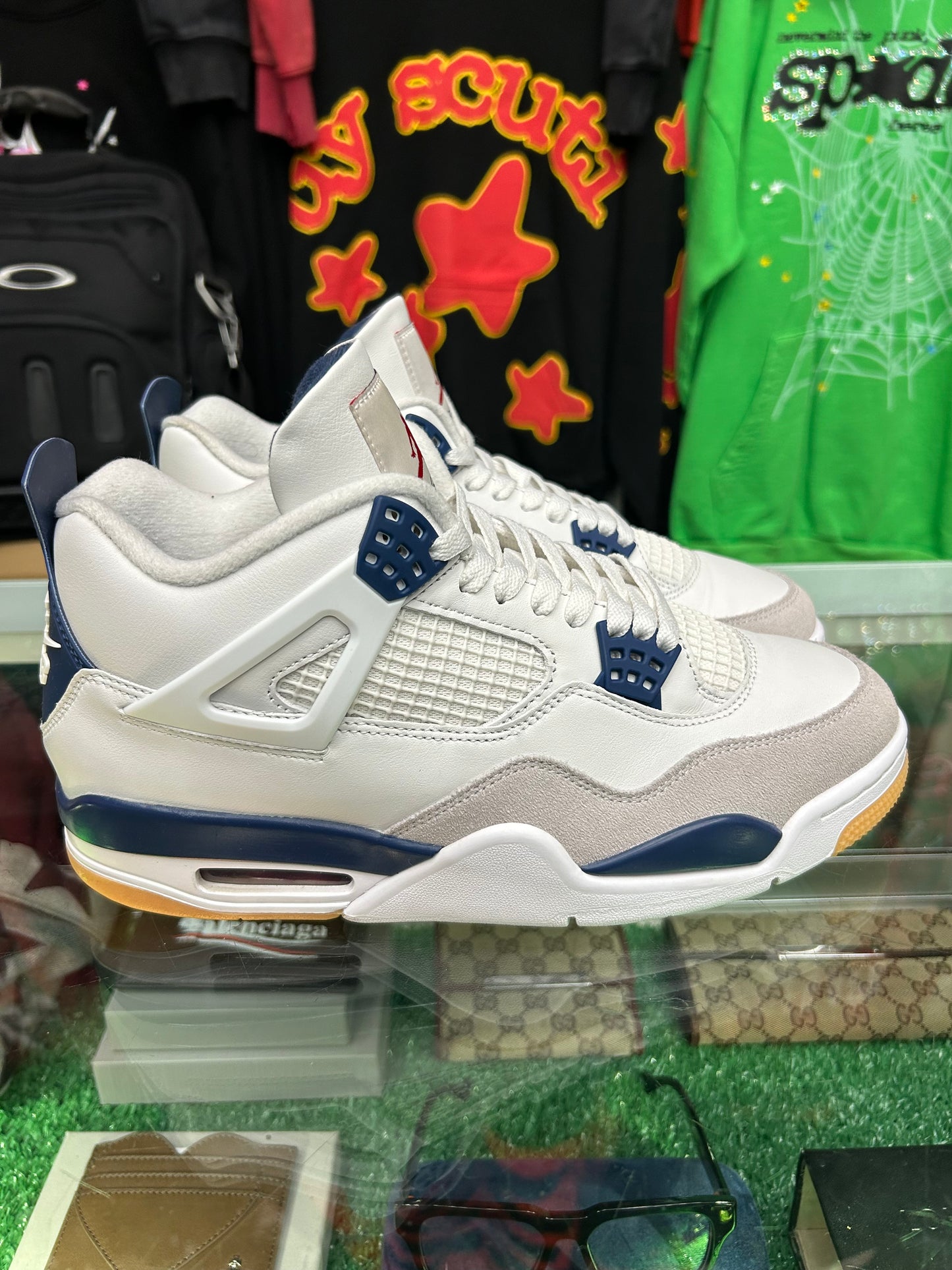 JORDAN 4 RETRO SB NAVY (PRE-OWNED / WITH BOX)