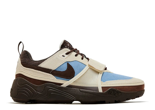 TRAVIS SCOTT ZOOM FIELD LECHE BLUE (BRAND NEW)