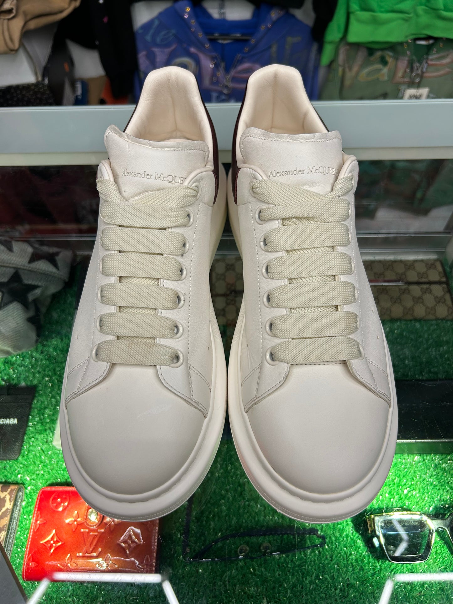 ALEXANDER MCQUEEN OVERSIZED “OFF-WHITE BORDEAUX” (PRE-OWNED W/ BOX)