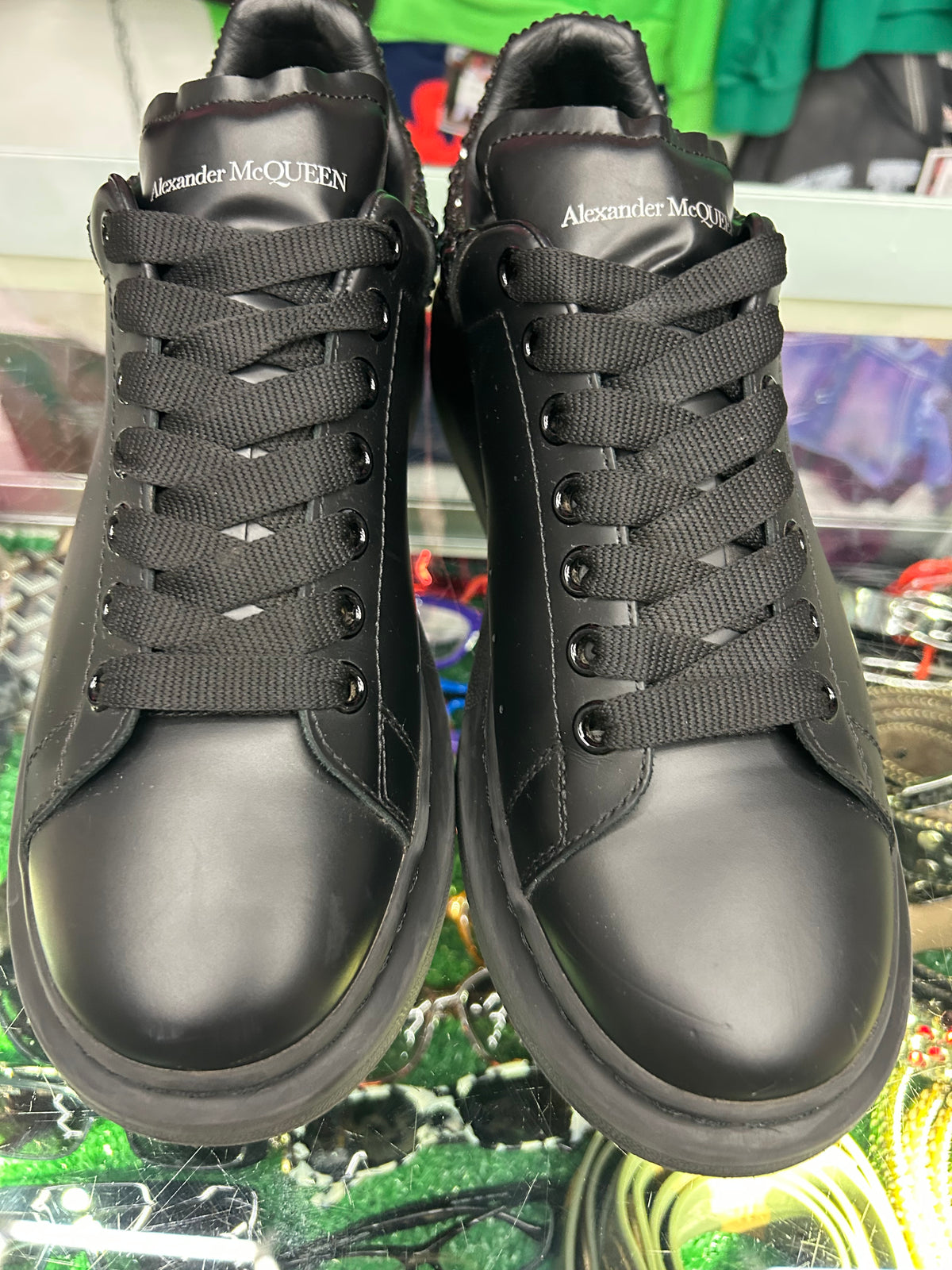 ALEXANDER MCQUEEN OVERSIZED “BLACK” (PRE-OWNED W/ BOX)