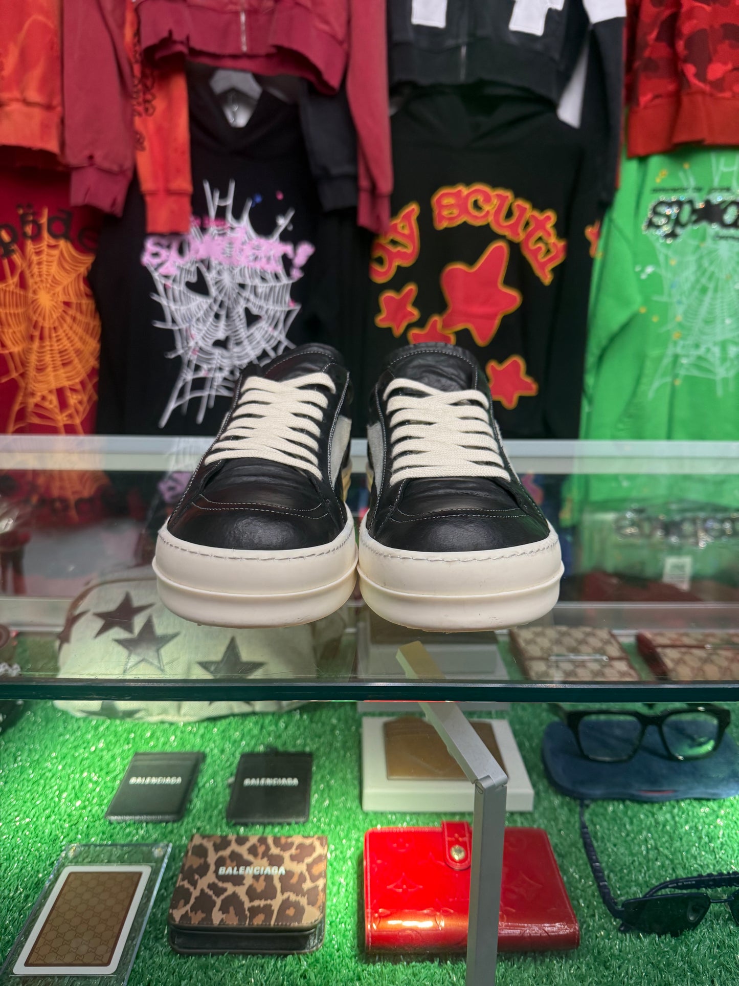 RICK OWEN MAIN LINE VINTAGE SNEAKER (PRE-OWNED W/ BOX)