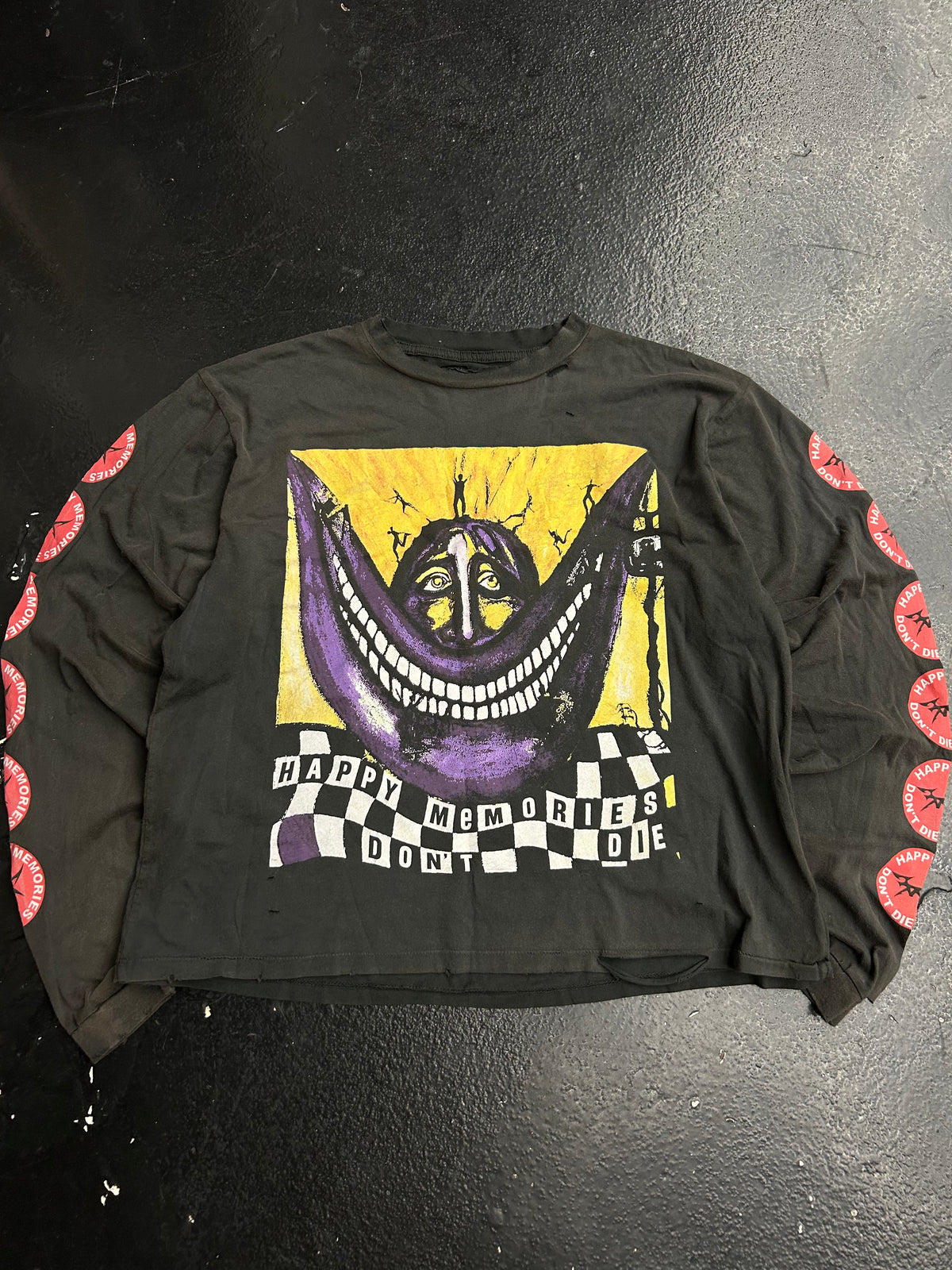 HMDD HAPPY MEMORIES DONT DIE RHCP TEE (BRAND NEW)