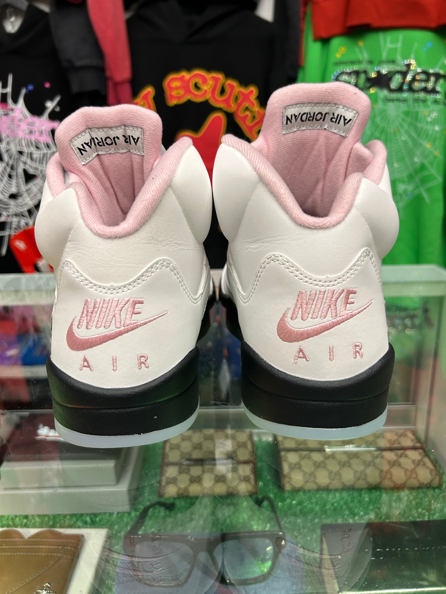 JORDAN 5 MEDIUM SOFT PINK (PRE-OWNED / NO BOX)