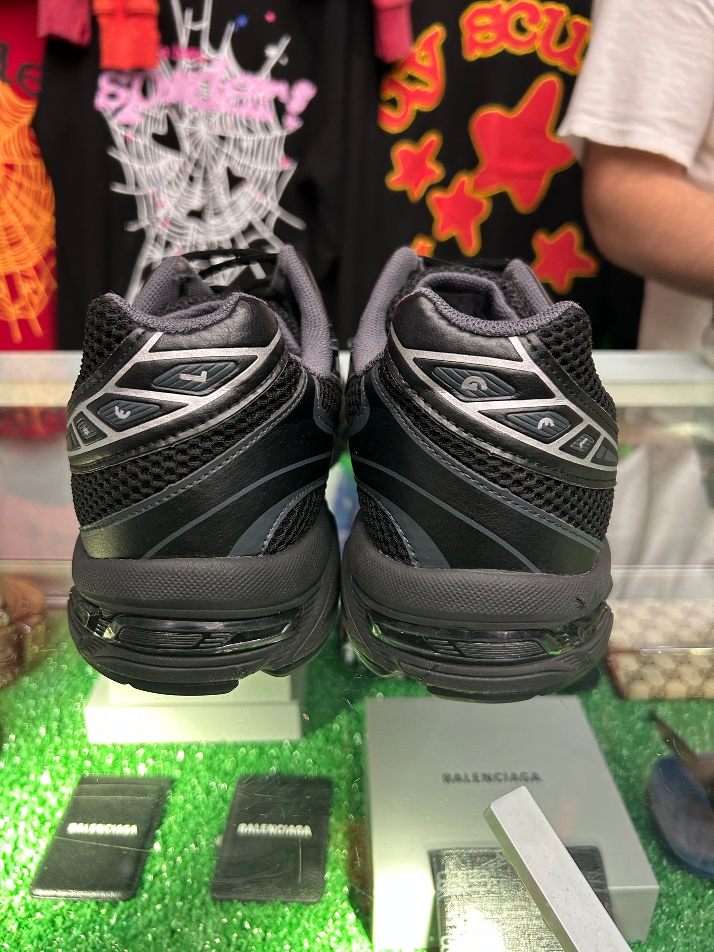 ASICS GEL-1130 BLACK/ PURE SILVER (PRE-OWNED W/ BOX)