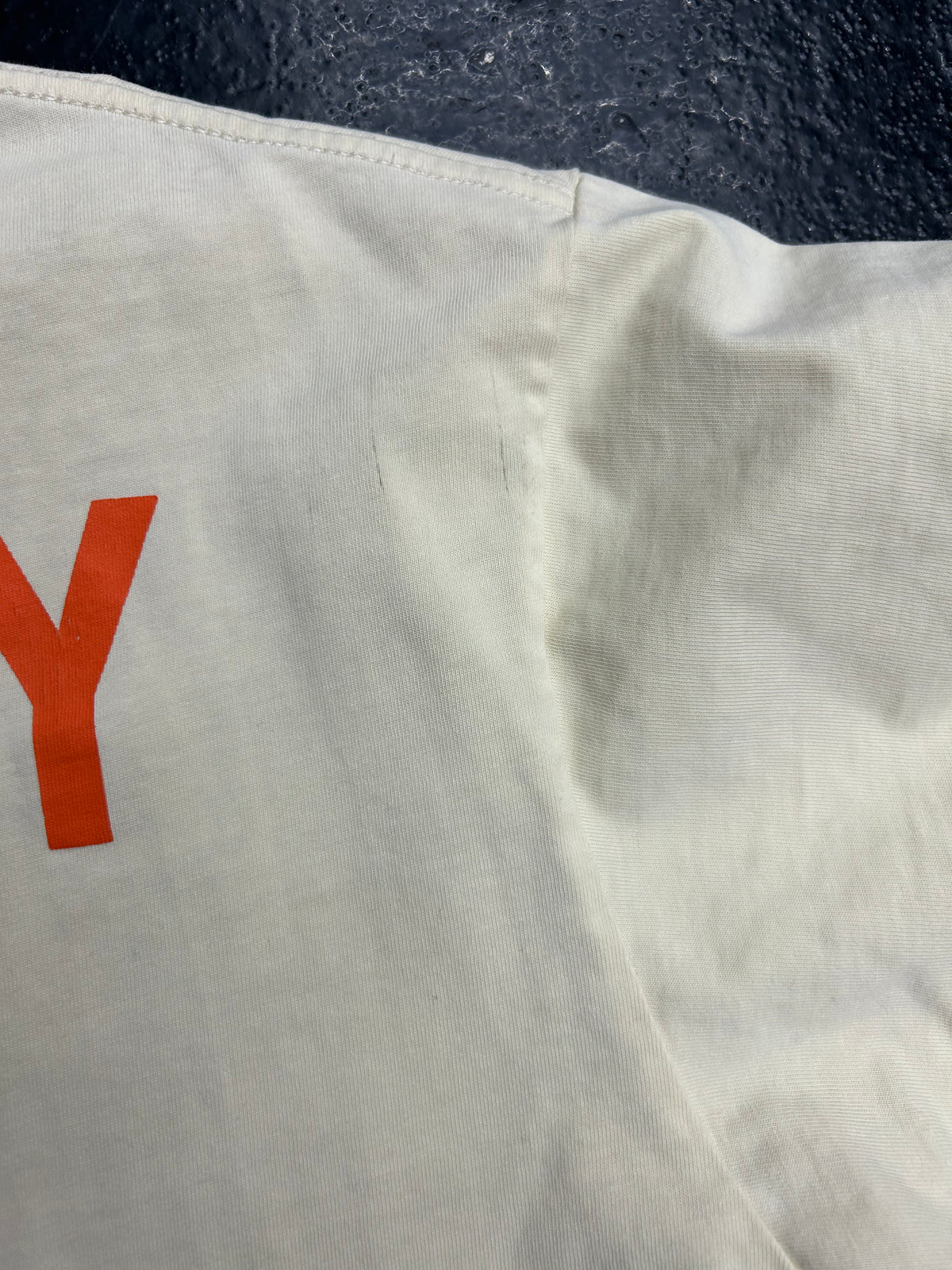 GALLERY DEPT. CREAM /ORANGE TEE (PRE-OWNED W/ STAINED)