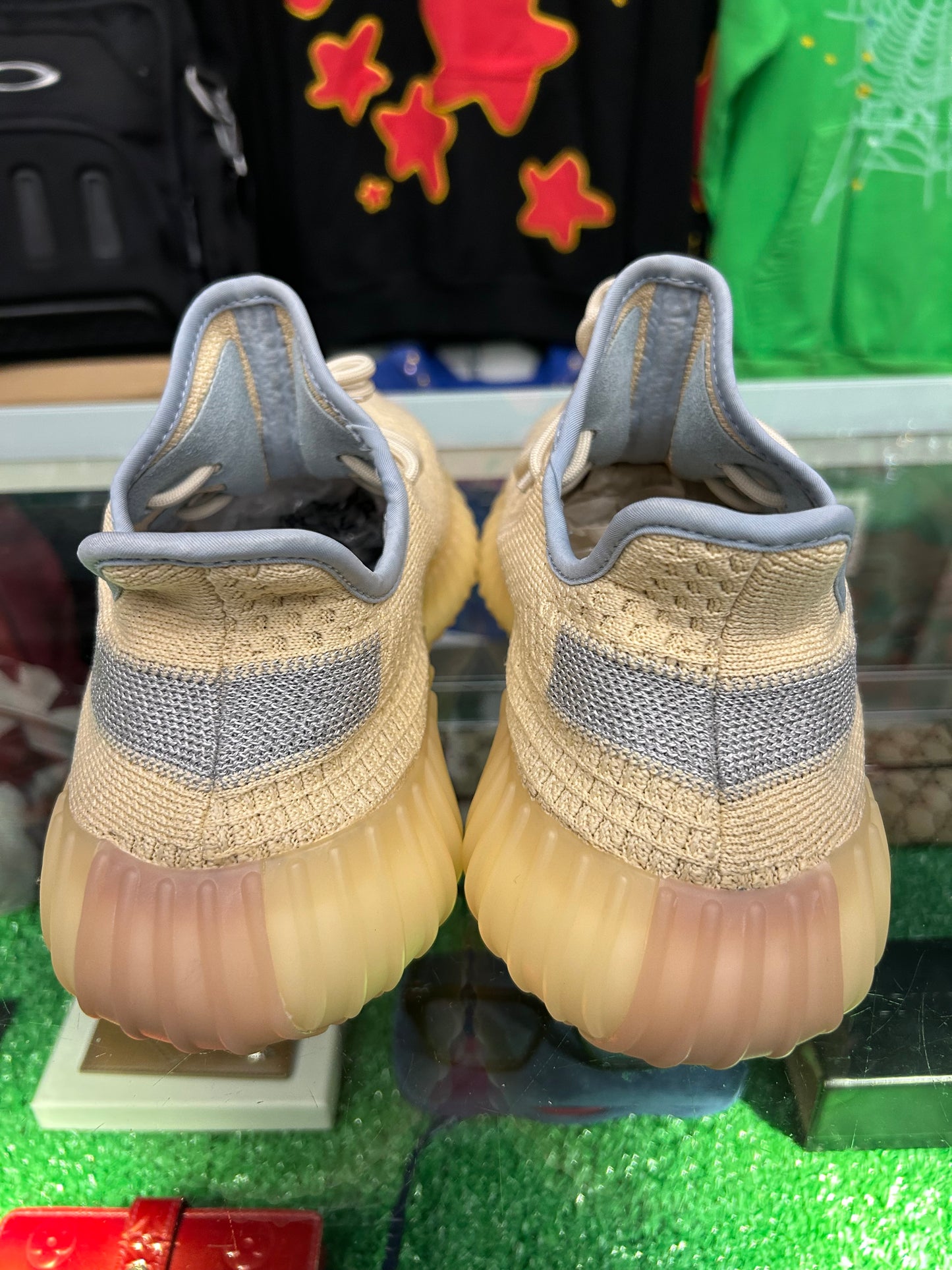 YEEZY 350 V2 LINDEN (PRE-OWNED / WITH BOX)