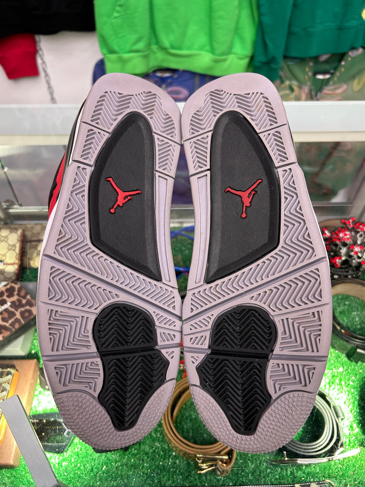 JORDAN 4 TORO BRAVO 2013 (PRE-OWNED W/ BOX)