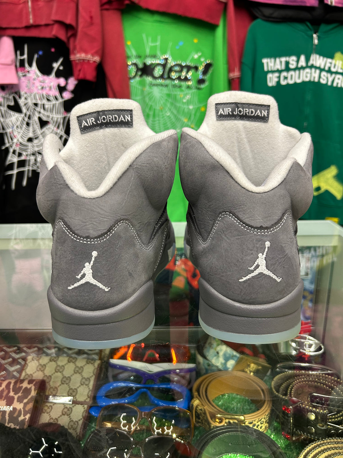 JORDAN 5 WOLF GREY (PRE-OWNED W/ BOX)