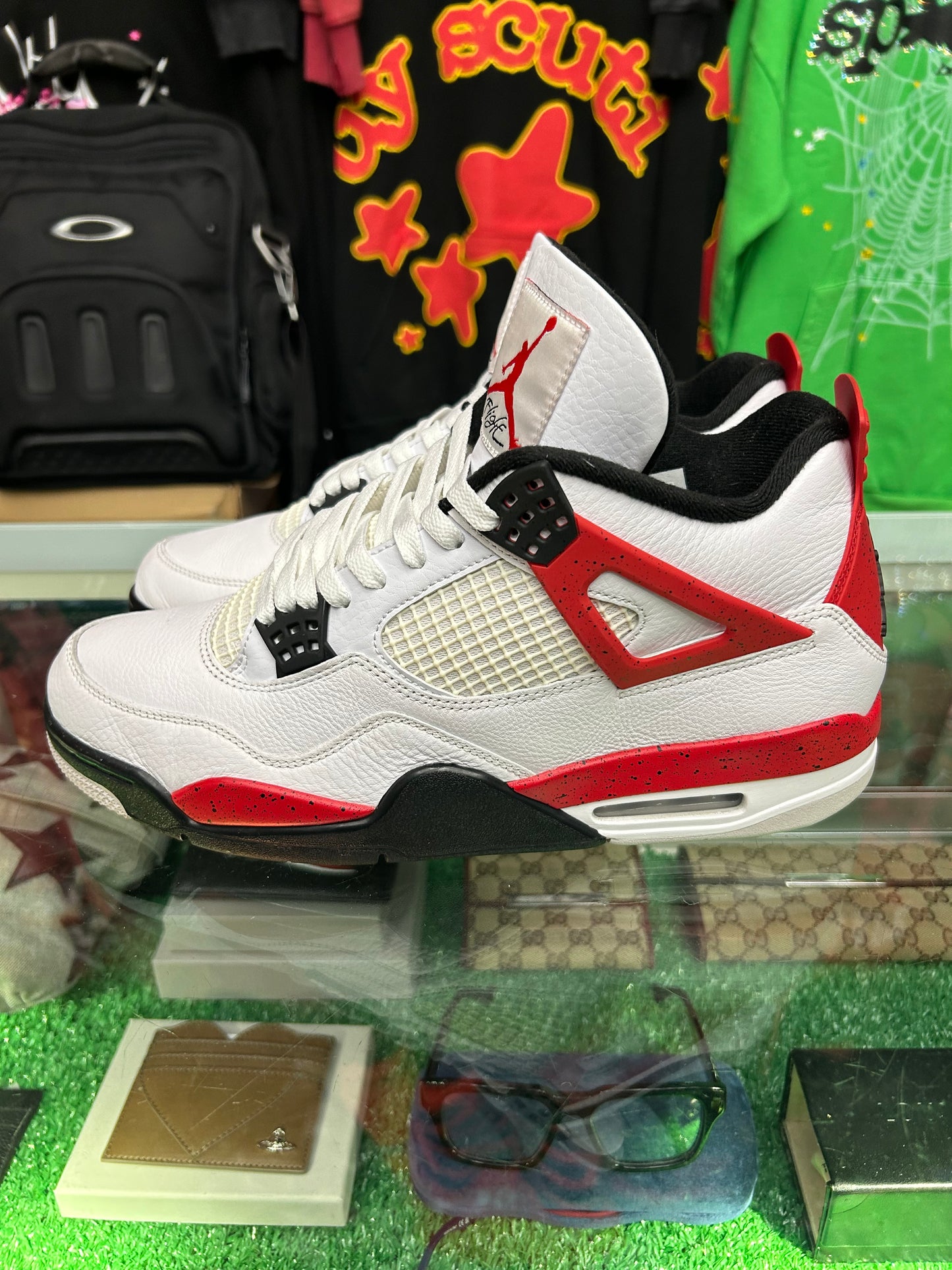 JORDAN 4 RETRO RED CEMENT (PRE-OWNED / WITH BOX)