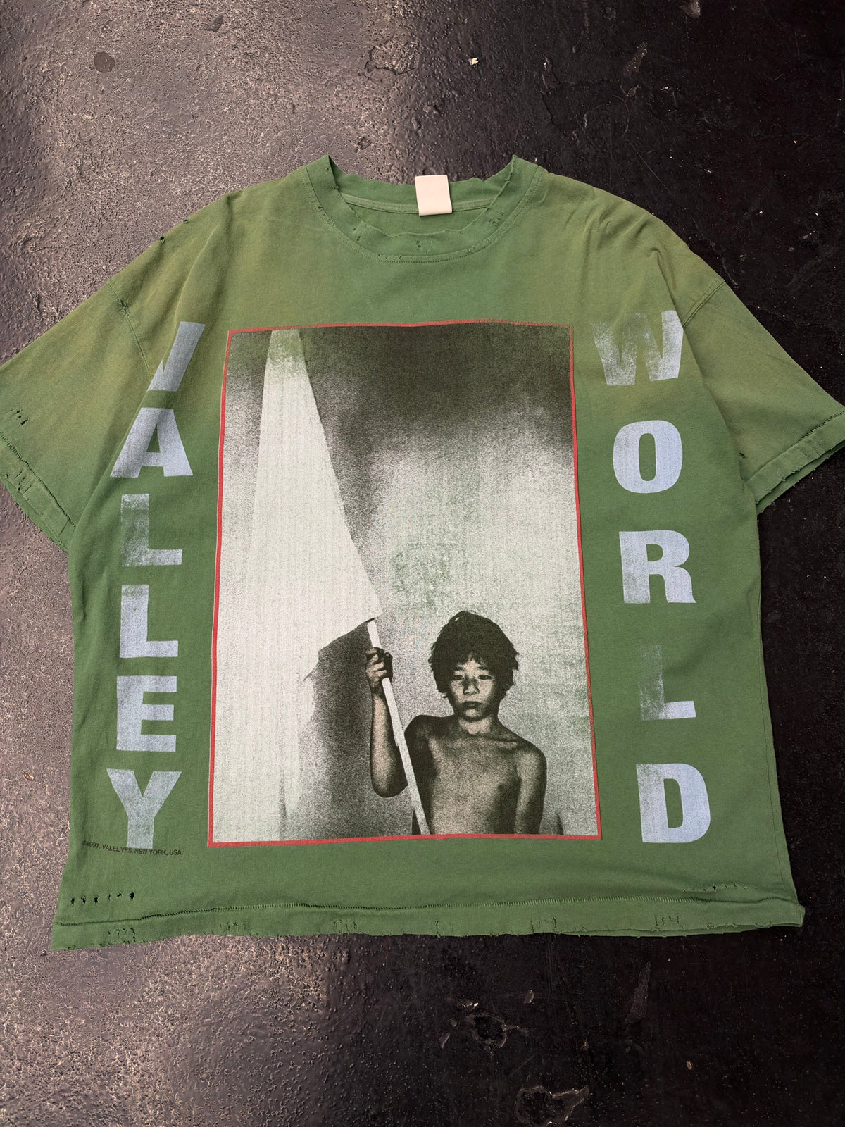 VALE FOREVER WORLD TEE “GREEN” (PRE-OWNED)