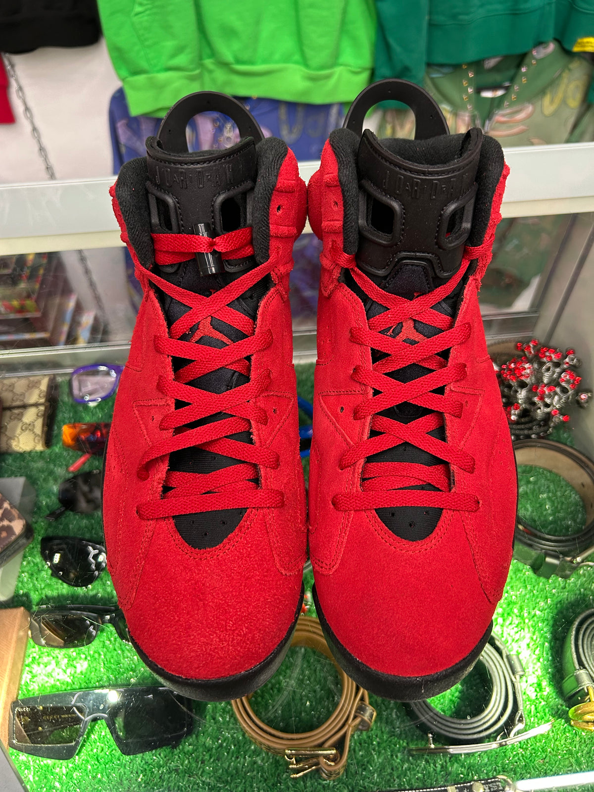 JORDAN 6 TORO BRAVO (PRE-OWNED W/ BOX)