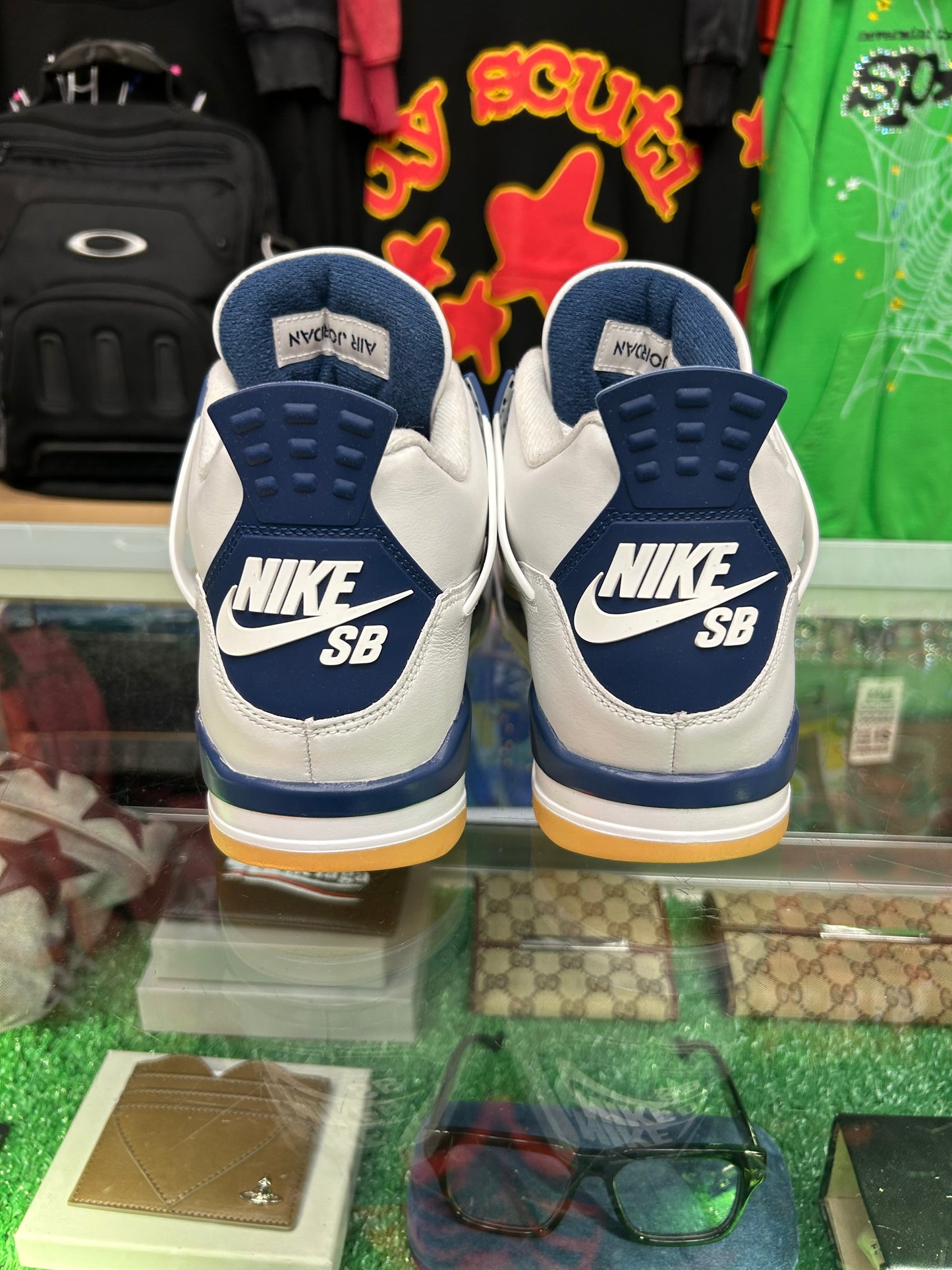 JORDAN 4 RETRO SB NAVY (PRE-OWNED / NO BOX)