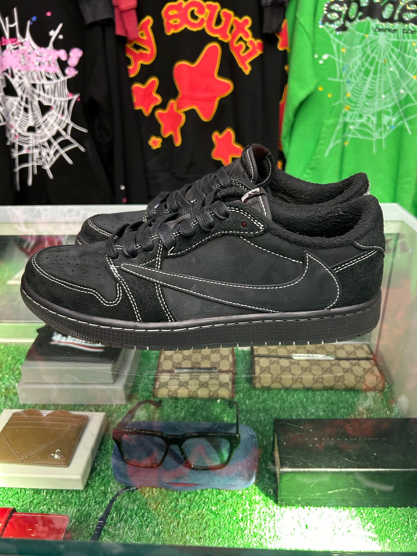 TRAVIS SCOTT JORDAN 1 LOW “PHANTOM” (PRE-OWNED / WITH BOX)