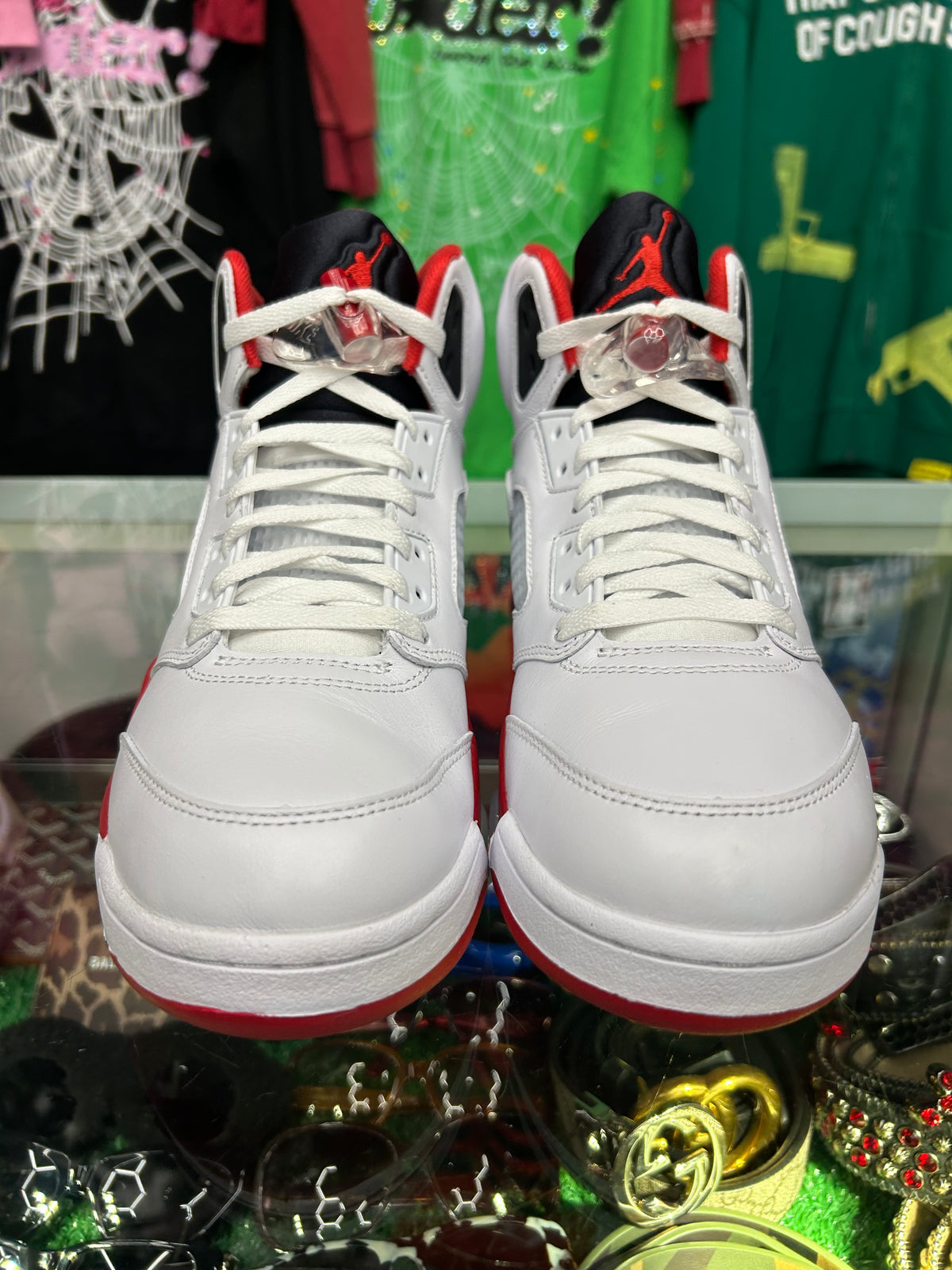 JORDAN 5 FIRE RED (PRE-OWNED W/ BOX)