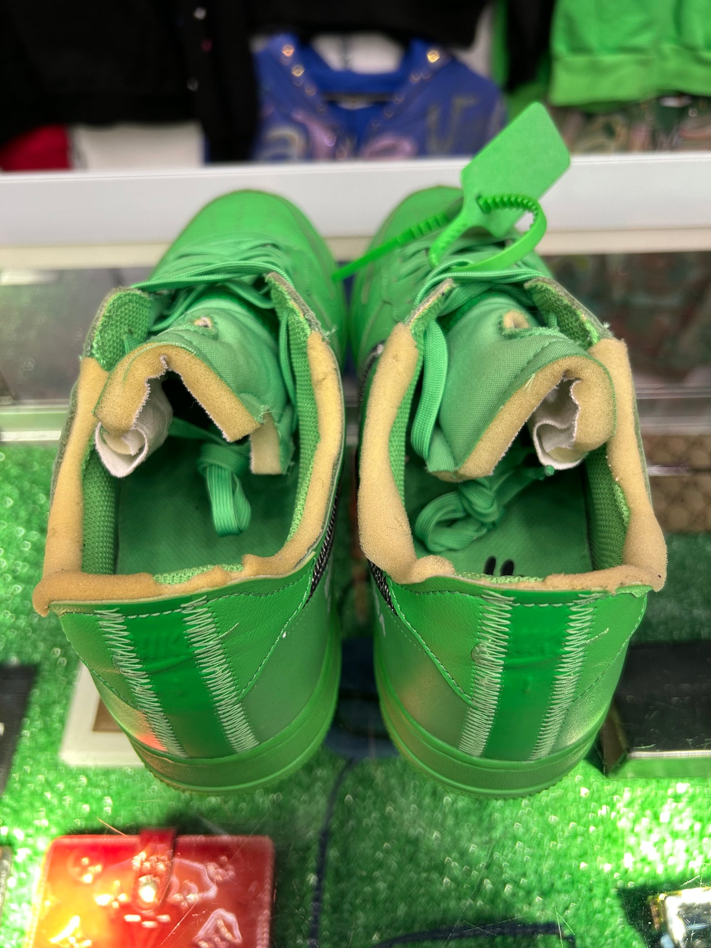 OFF-WHITE X NIKE AIR FORCE 1 “BROOKLYN GREEN” (PRE-OWNED W/ BOX)