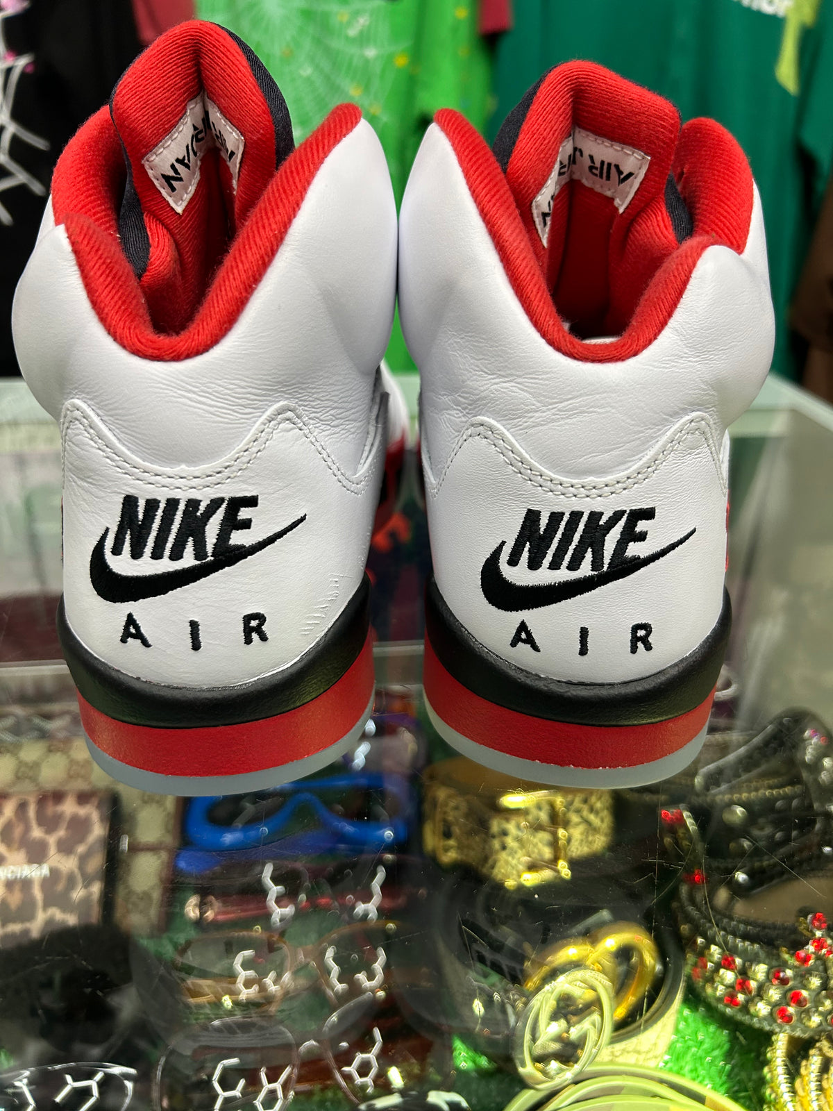 JORDAN 5 FIRE RED (PRE-OWNED W/ BOX)