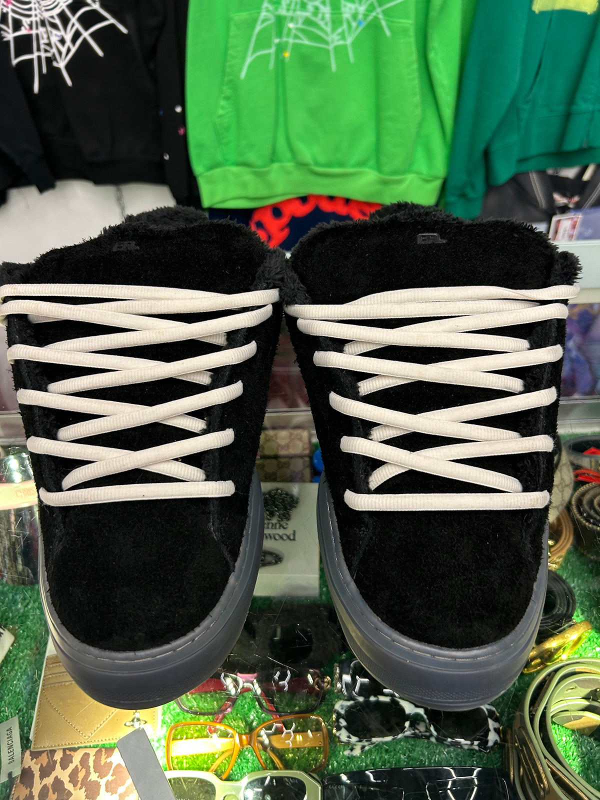ERL VAMPS BLACK (PRE-OWNED W/ BOX)