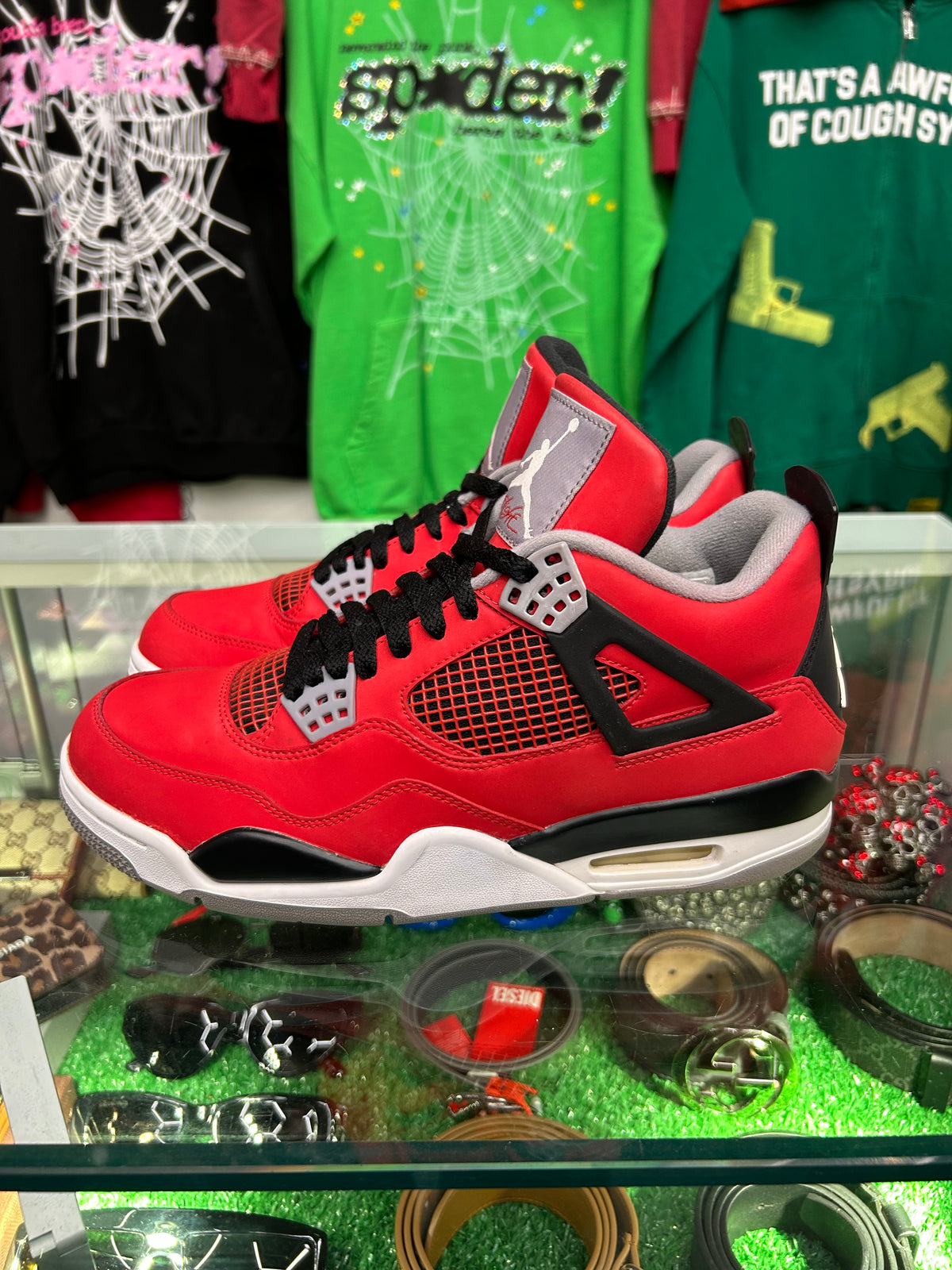 JORDAN 4 TORO BRAVO 2013 (PRE-OWNED W/ BOX)