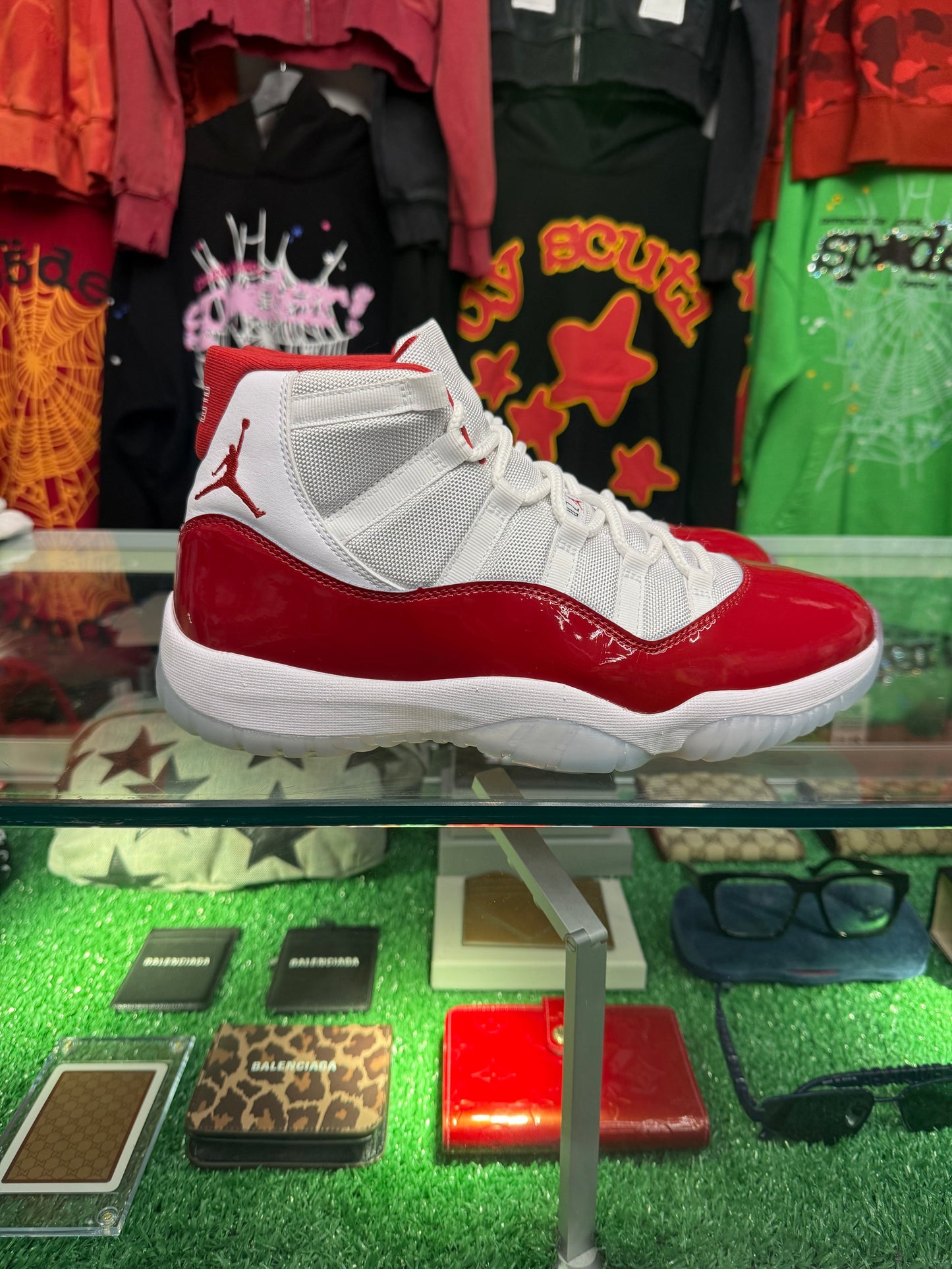 JORDAN 11 RETRO CHERRY (PRE-OWNED W/ BOX)