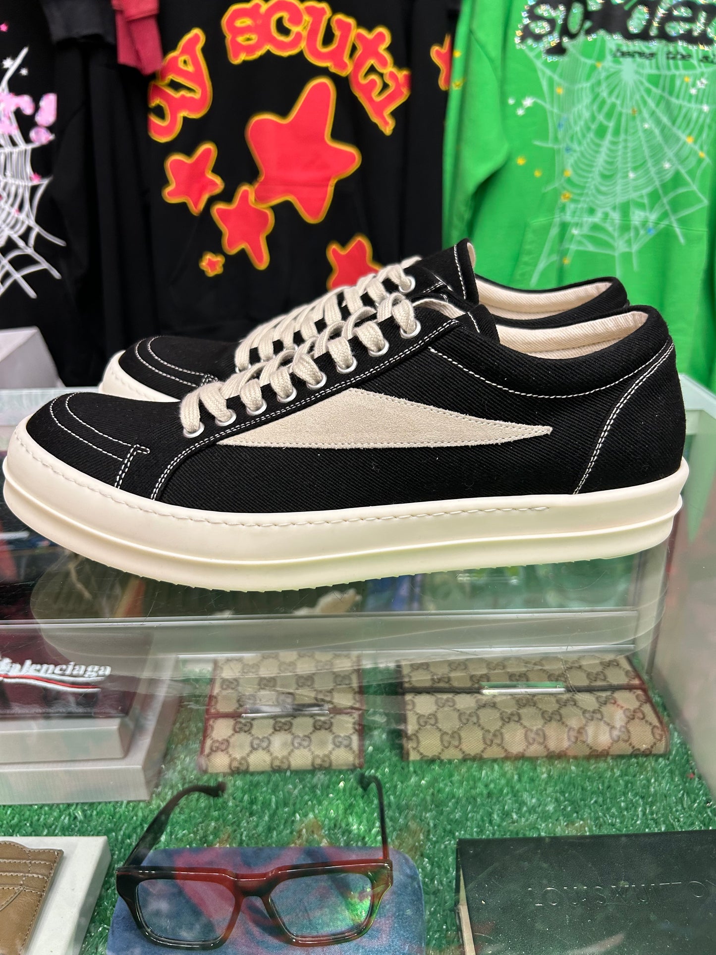 RICK OWENS CANVAS LOW TOP VANS (PRE-OWNED / NO BOX)