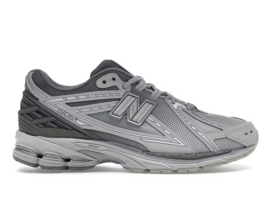 NEW BALANCE 1906R LUNAR NEW YEAR (BRAND NEW)