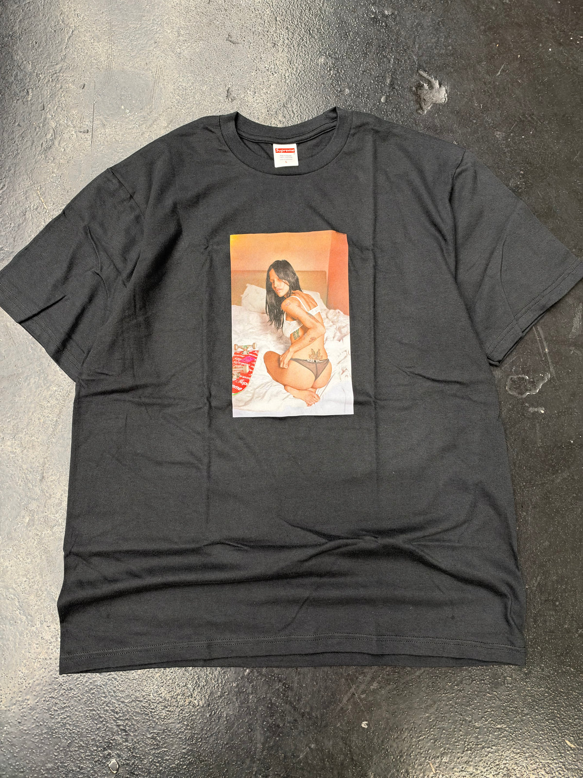 SUPREME X LARRY CLARK NEIGHBOR TEE BLACK (BRAND NEW)