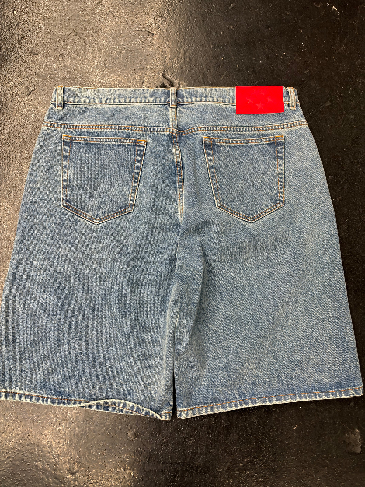 SP5DER OG LOGO DENIM SHORTS (BRAND NEW) (SIZE 36)