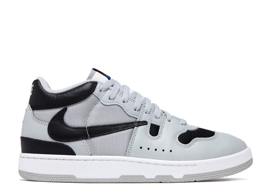 DUNK LOW SB TRAVIS SCOTT CACTUS JACK(PRE-OWNED W/ BOX)