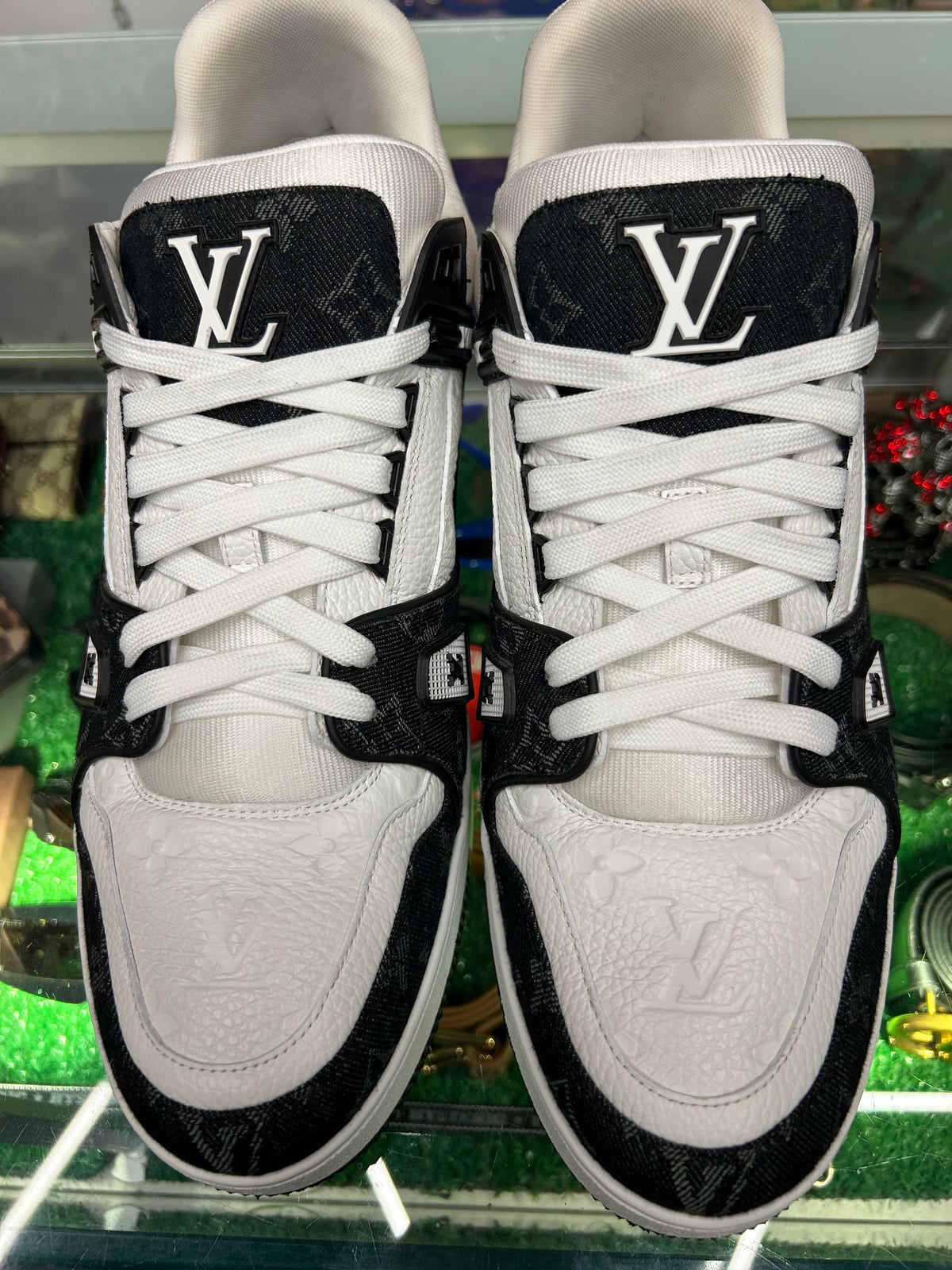 LOUIS VUITTON LV TRAINER WHITE BLACK (PRE-OWNED W/ BOX) (LV 12 FITS LIKE A 13-14)