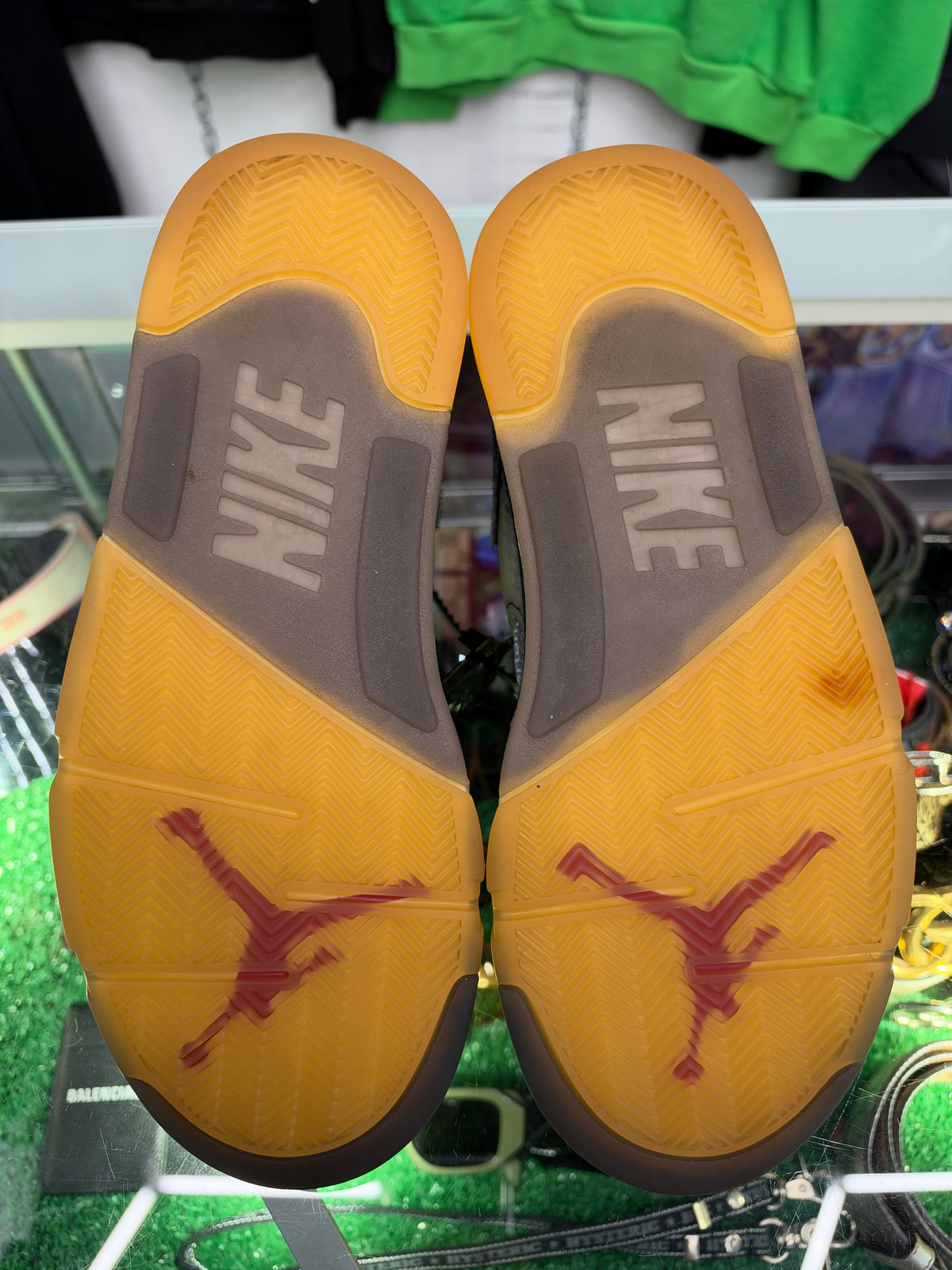 JORDAN 5 MUSLIN OFF-WHITE (PRE-OWNED)