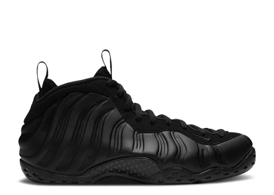 FOAMPOSITE ONE BLACK (PRE-OWNED NO BOX)